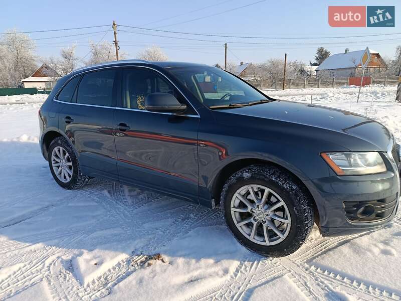 Позашляховик / Кросовер Audi Q5 2011 в Житомирі
