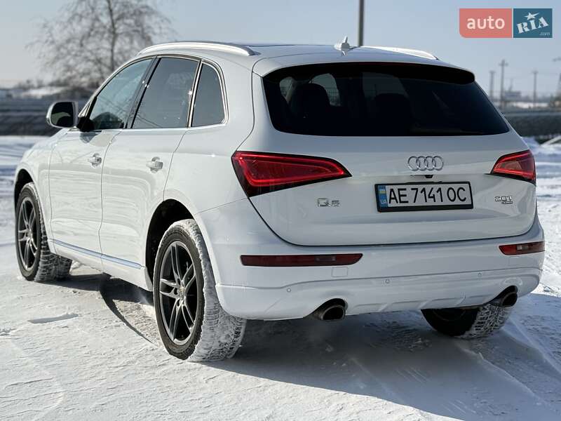 Внедорожник / Кроссовер Audi Q5 2014 в Днепре