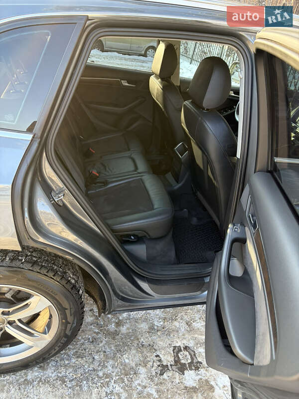 Позашляховик / Кросовер Audi Q5 2014 в Києві