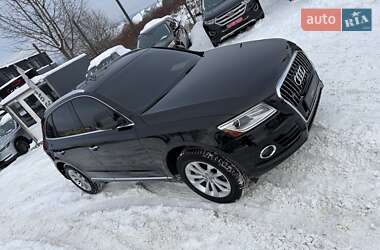 Позашляховик / Кросовер Audi Q5 2015 в Ужгороді