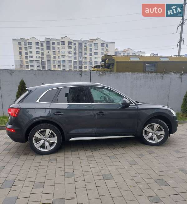 Внедорожник / Кроссовер Audi Q5 2018 в Ивано-Франковске