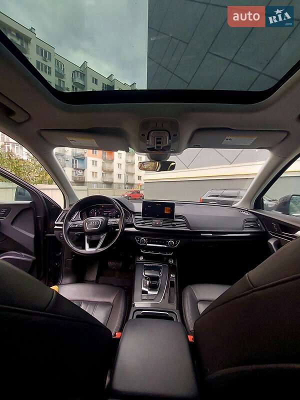 Внедорожник / Кроссовер Audi Q5 2018 в Ивано-Франковске