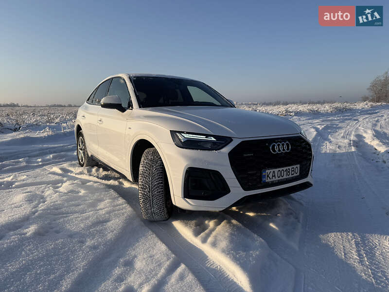 Внедорожник / Кроссовер Audi Q5 2023 в Киеве