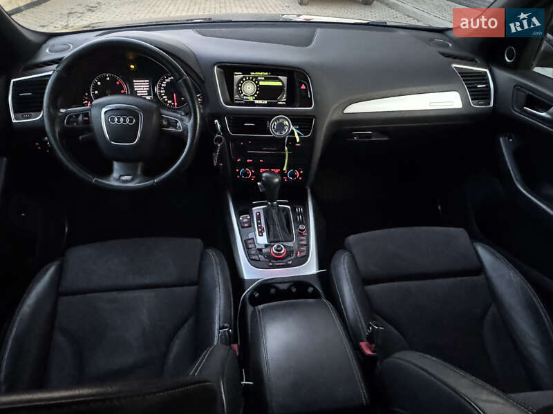 Внедорожник / Кроссовер Audi Q5 2011 в Львове