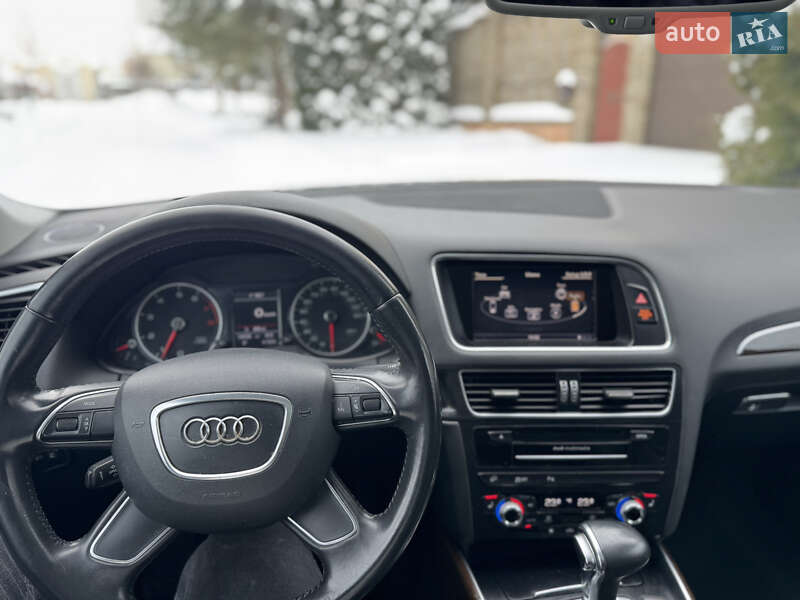 Внедорожник / Кроссовер Audi Q5 2014 в Ровно