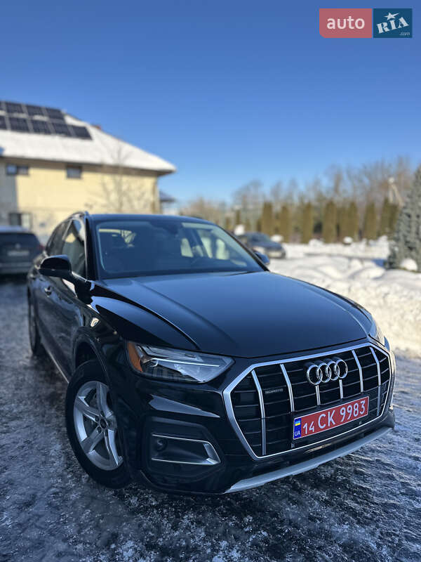 Внедорожник / Кроссовер Audi Q5 2021 в Львове