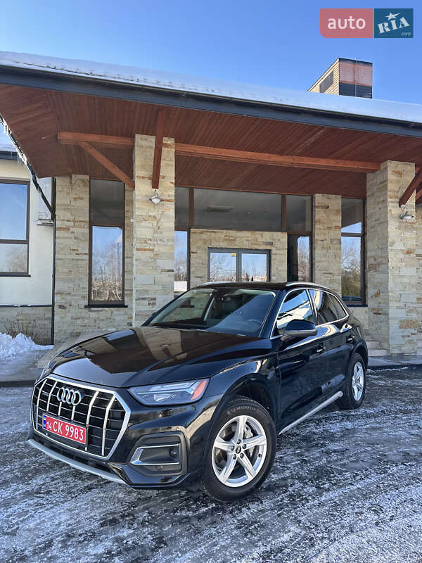 Внедорожник / Кроссовер Audi Q5 2021 в Львове