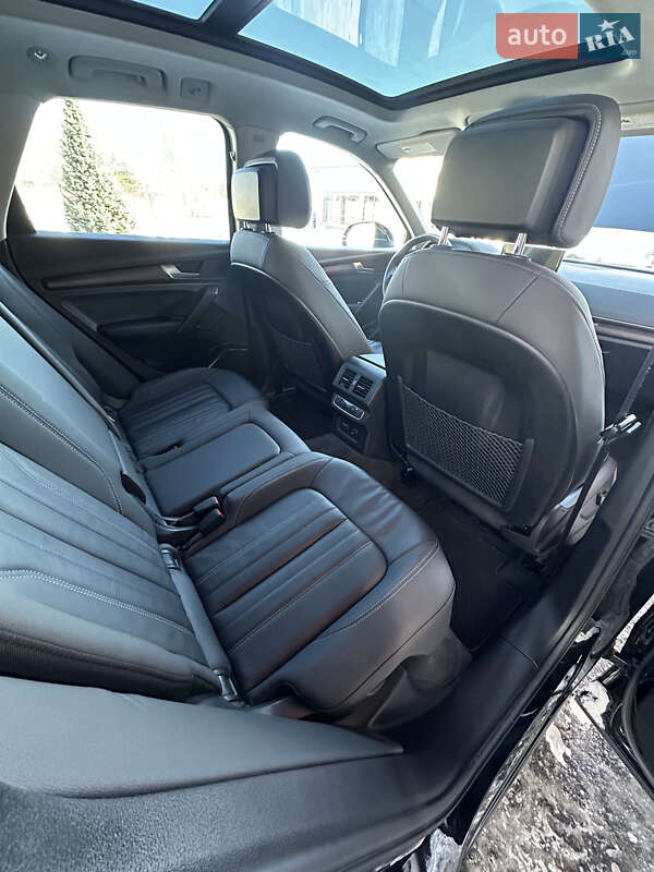 Внедорожник / Кроссовер Audi Q5 2021 в Львове