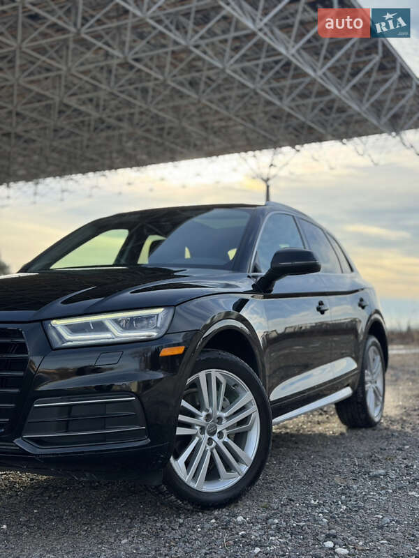 Внедорожник / Кроссовер Audi Q5 2018 в Самборе