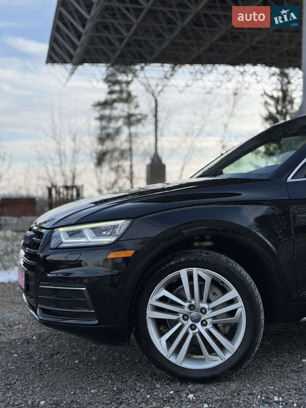 Внедорожник / Кроссовер Audi Q5 2018 в Самборе