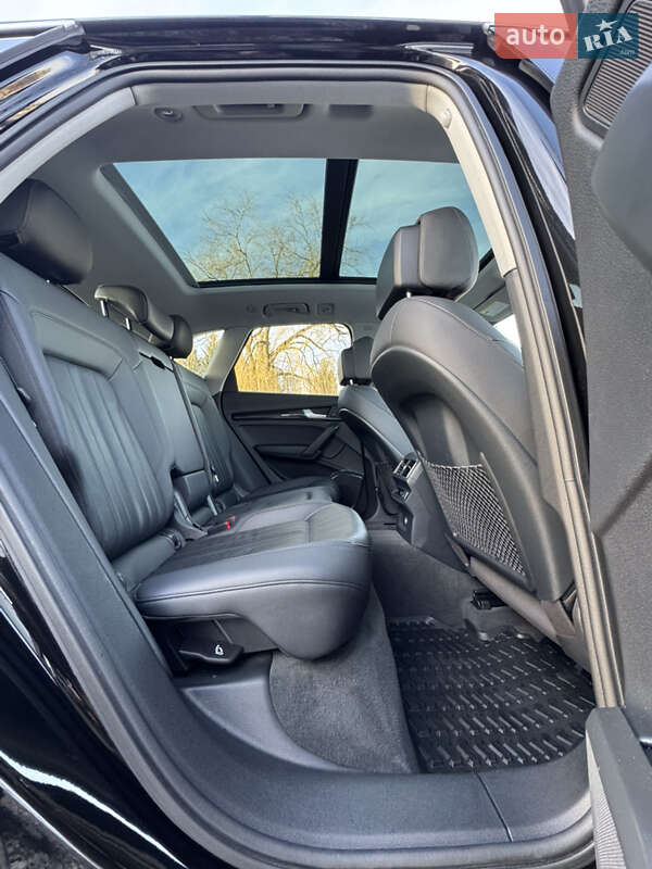 Внедорожник / Кроссовер Audi Q5 2018 в Самборе