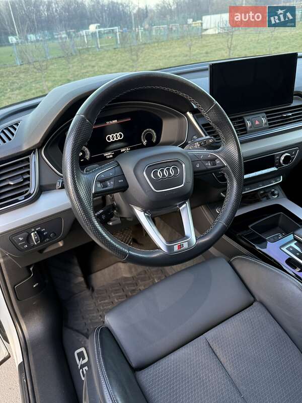 Внедорожник / Кроссовер Audi Q5 2020 в Ивано-Франковске