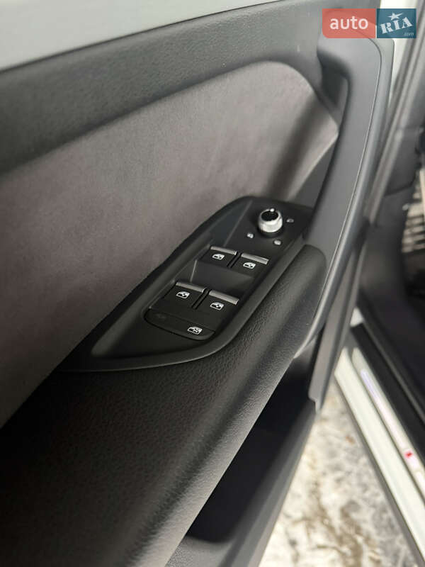 Внедорожник / Кроссовер Audi Q5 2021 в Днепре