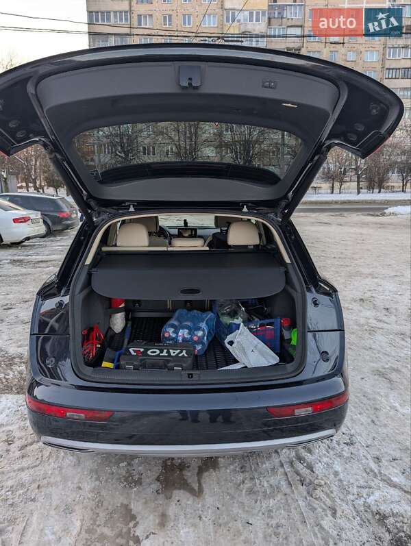 Позашляховик / Кросовер Audi Q5 2017 в Львові фото 19 Позашляховик / Кросовер Audi Q5 2017 в Львові