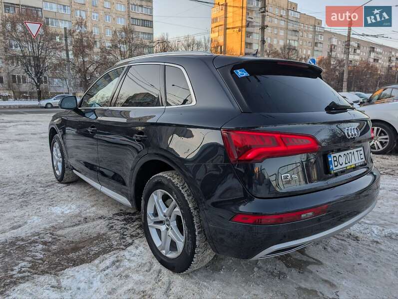 Позашляховик / Кросовер Audi Q5 2017 в Львові фото 2 Позашляховик / Кросовер Audi Q5 2017 в Львові