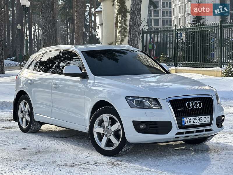 Внедорожник / Кроссовер Audi Q5 2011 в Харькове