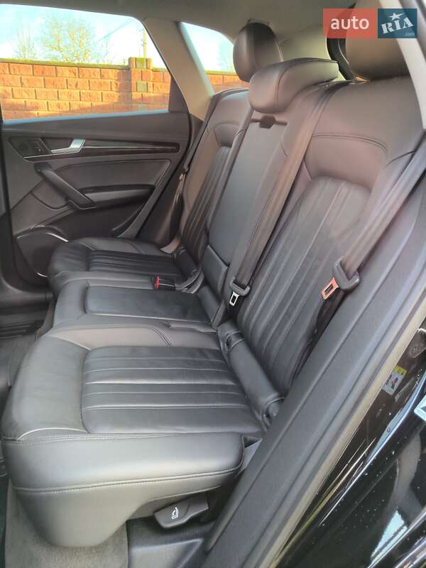 Позашляховик / Кросовер Audi Q5 2018 в Костопілі