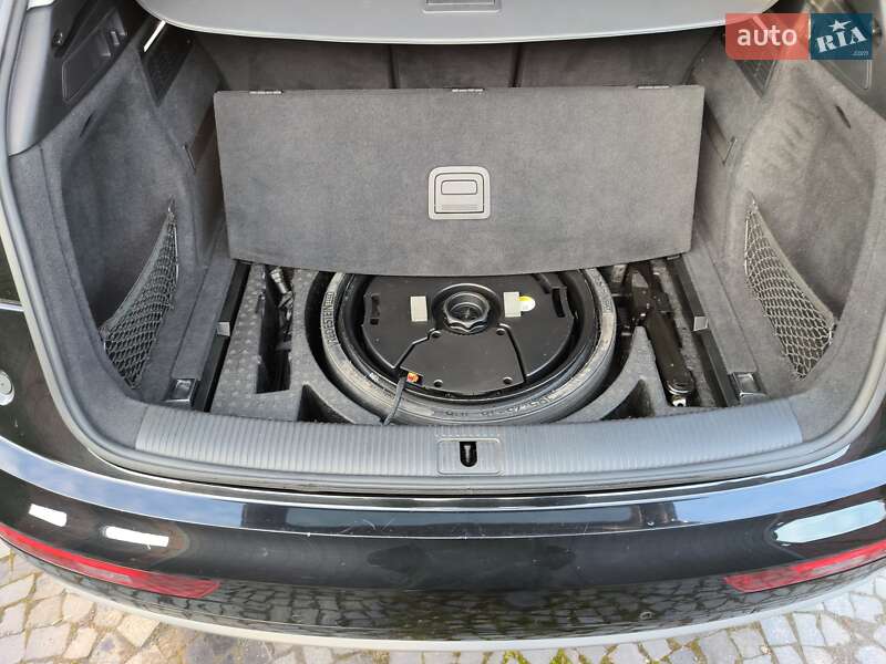 Позашляховик / Кросовер Audi Q5 2018 в Костопілі