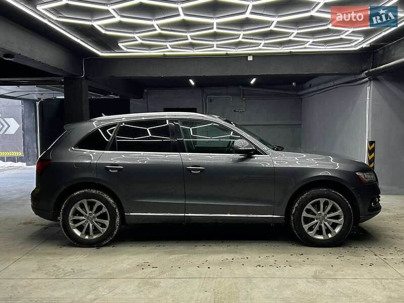 Внедорожник / Кроссовер Audi Q5 2016 в Черновцах