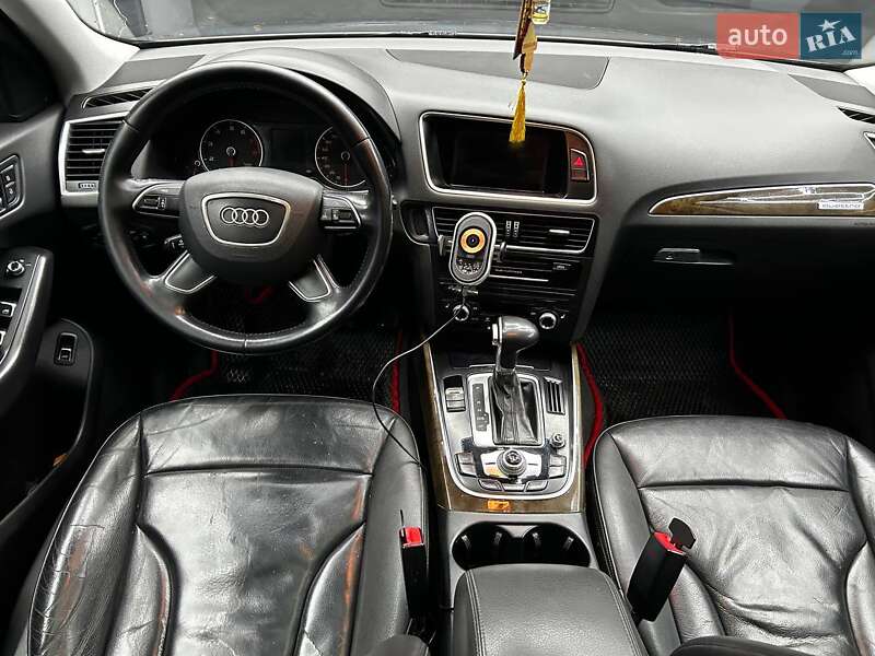 Внедорожник / Кроссовер Audi Q5 2016 в Черновцах