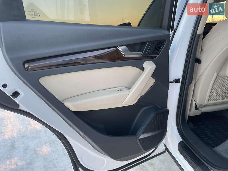 Позашляховик / Кросовер Audi Q5 2018 в Львові