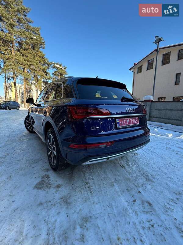 Внедорожник / Кроссовер Audi Q5 2020 в Львове фото 74 Внедорожник / Кроссовер Audi Q5 2020 в Львове