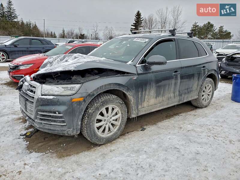 Внедорожник / Кроссовер Audi Q5 2018 в Ровно