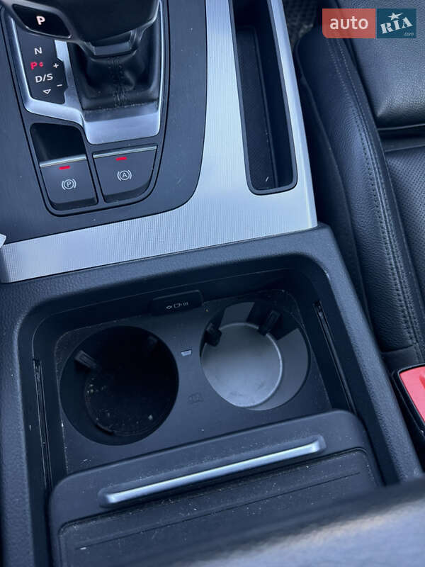 Позашляховик / Кросовер Audi Q5 2019 в Харкові