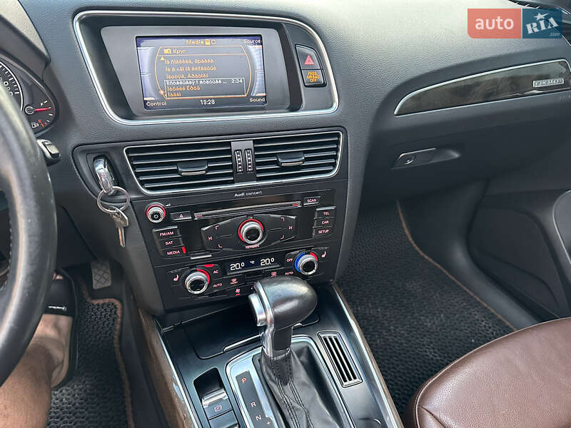 Внедорожник / Кроссовер Audi Q5 2014 в Косове фото 29 Внедорожник / Кроссовер Audi Q5 2014 в Косове