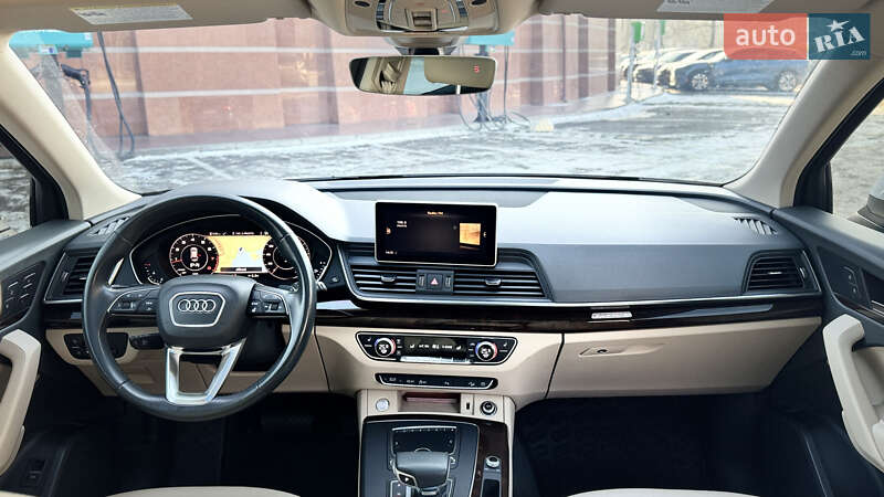 Позашляховик / Кросовер Audi Q5 2018 в Одесі