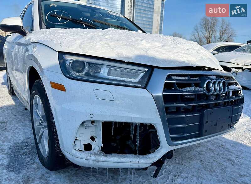 Внедорожник / Кроссовер Audi Q5 2017 в Киеве