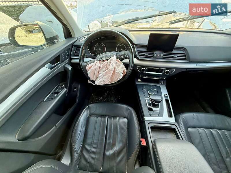 Внедорожник / Кроссовер Audi Q5 2017 в Киеве