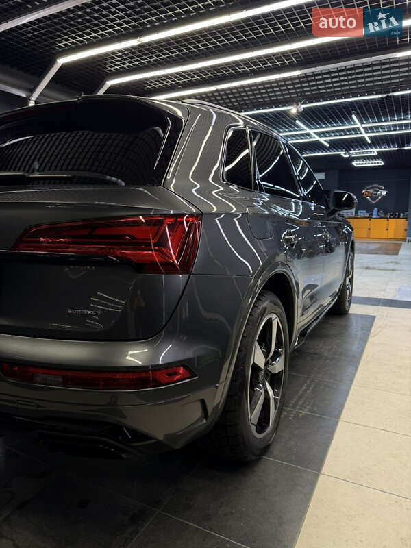 Внедорожник / Кроссовер Audi Q5 2021 в Киеве фото 19 Внедорожник / Кроссовер Audi Q5 2021 в Киеве