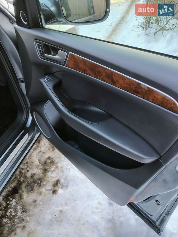 Внедорожник / Кроссовер Audi Q5 2015 в Ивано-Франковске