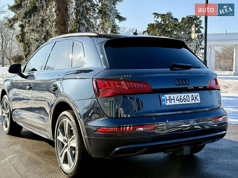 Внедорожник / Кроссовер Audi Q5 2020 в Одессе фото 15 Внедорожник / Кроссовер Audi Q5 2020 в Одессе