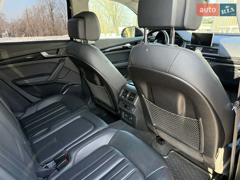 Внедорожник / Кроссовер Audi Q5 2020 в Одессе фото 27 Внедорожник / Кроссовер Audi Q5 2020 в Одессе