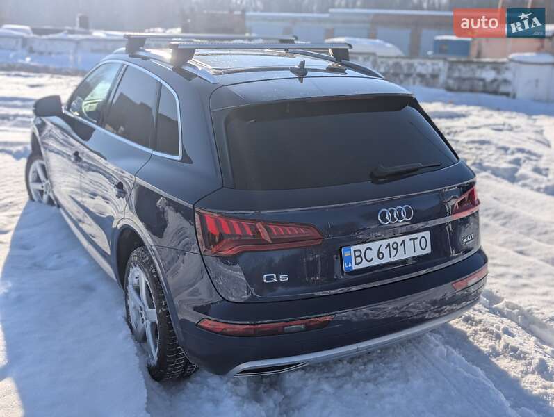Внедорожник / Кроссовер Audi Q5 2017 в Львове