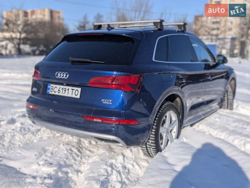 Внедорожник / Кроссовер Audi Q5 2017 в Львове
