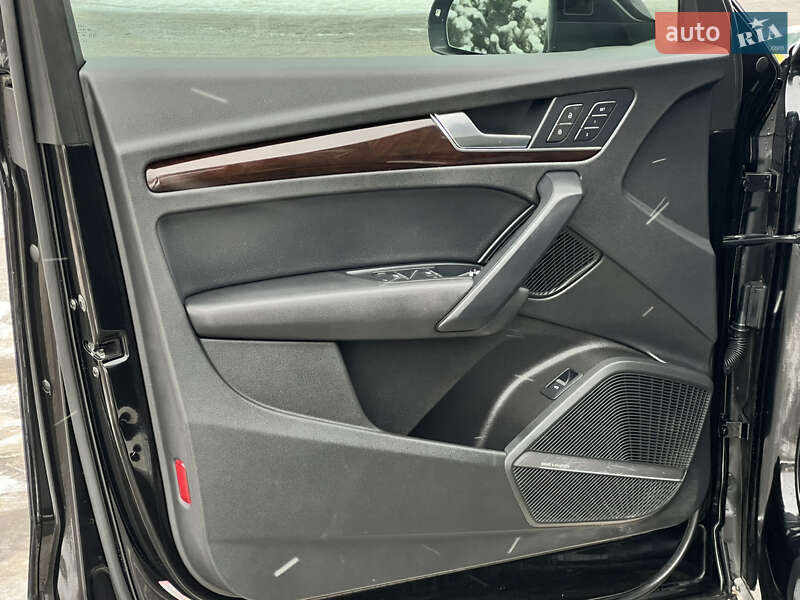 Внедорожник / Кроссовер Audi Q5 2018 в Киеве фото 30 Внедорожник / Кроссовер Audi Q5 2018 в Киеве