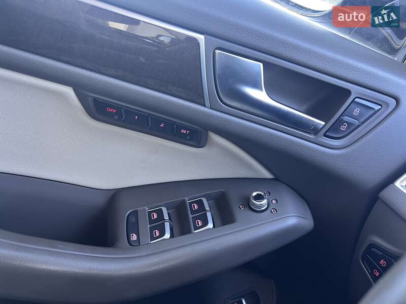 Внедорожник / Кроссовер Audi Q5 2016 в Владимире