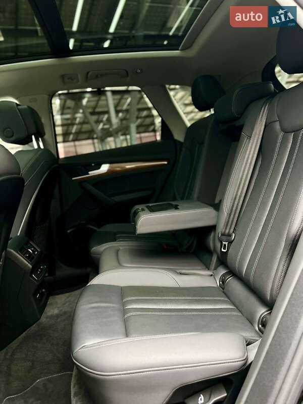 Внедорожник / Кроссовер Audi Q5 2020 в Львове