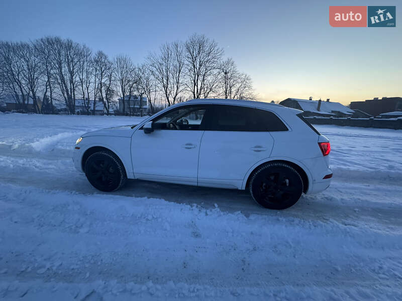 Внедорожник / Кроссовер Audi Q5 2019 в Ходорове