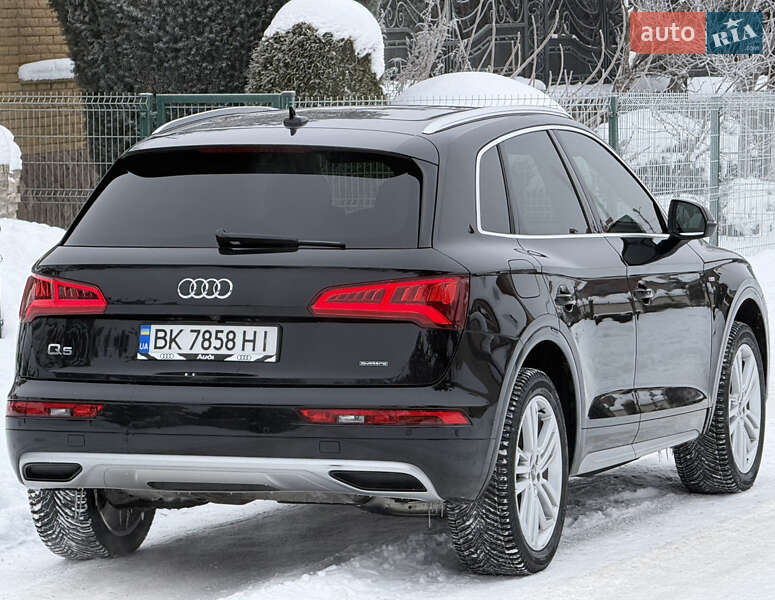 Внедорожник / Кроссовер Audi Q5 2019 в Ровно фото 3 Внедорожник / Кроссовер Audi Q5 2019 в Ровно