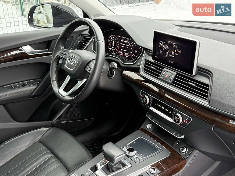 Внедорожник / Кроссовер Audi Q5 2019 в Ровно фото 66 Внедорожник / Кроссовер Audi Q5 2019 в Ровно