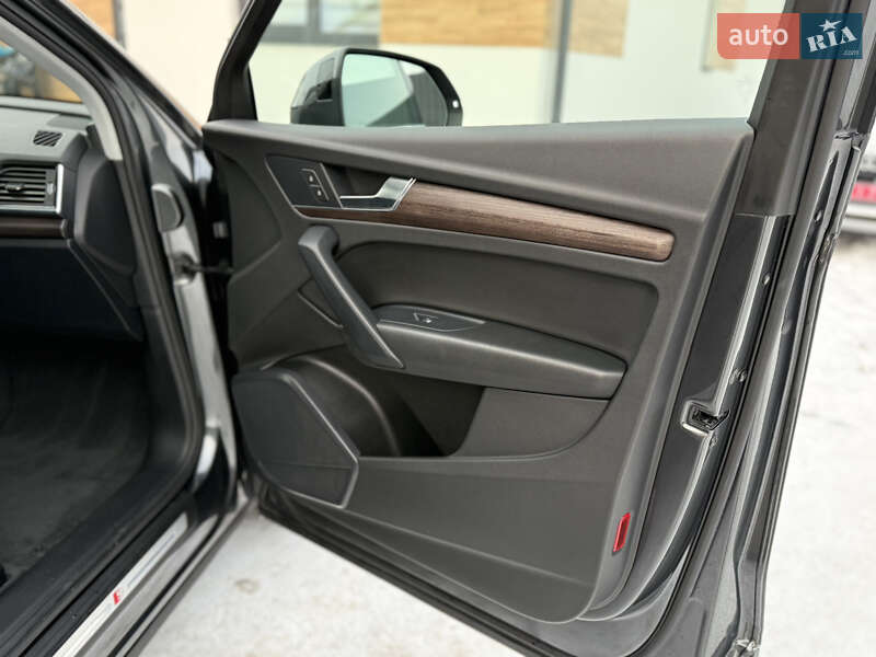 Внедорожник / Кроссовер Audi Q5 2023 в Стрые