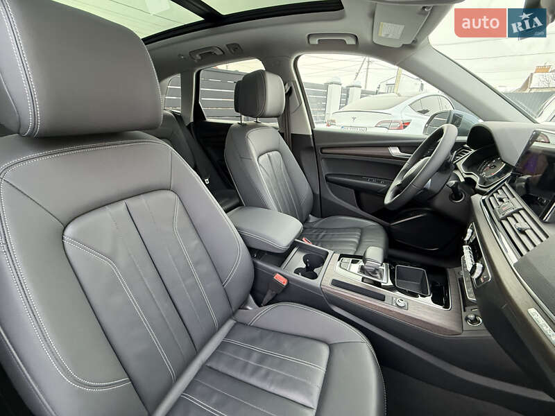 Внедорожник / Кроссовер Audi Q5 2023 в Стрые