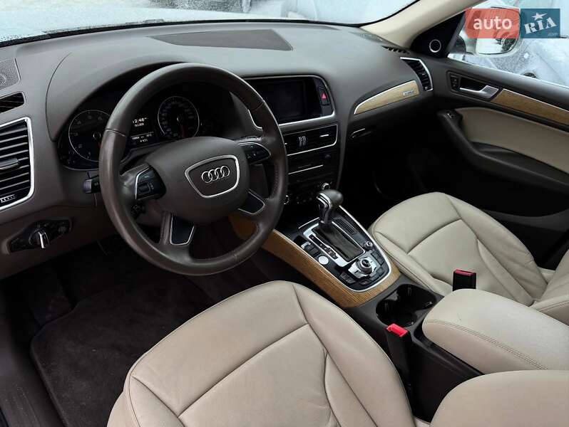 Внедорожник / Кроссовер Audi Q5 2013 в Чернигове