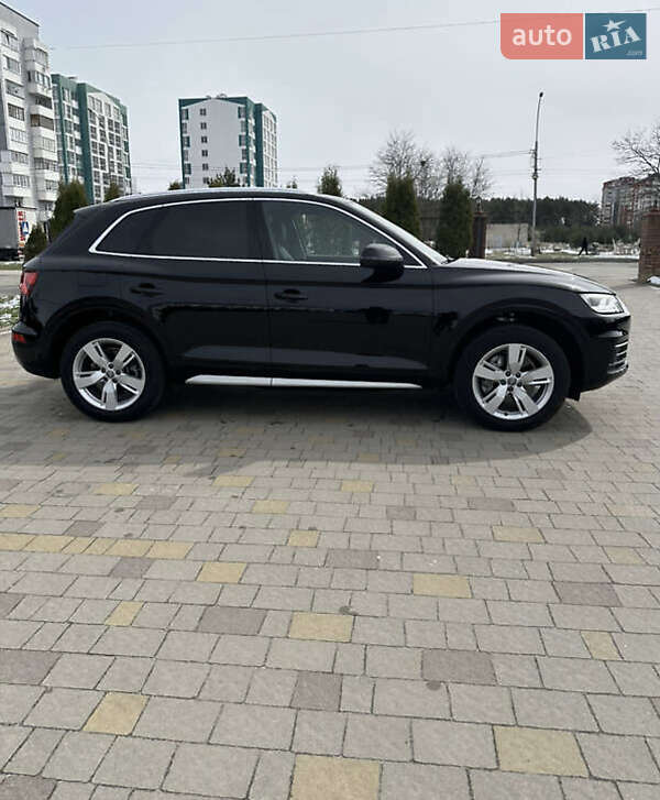 Внедорожник / Кроссовер Audi Q5 2019 в Львове