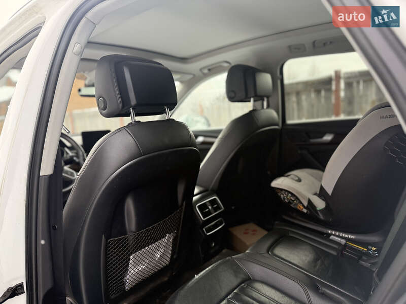 Внедорожник / Кроссовер Audi Q5 2018 в Львове фото 20 Внедорожник / Кроссовер Audi Q5 2018 в Львове