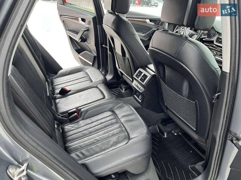 Внедорожник / Кроссовер Audi Q5 2019 в Дубно фото 17 Внедорожник / Кроссовер Audi Q5 2019 в Дубно